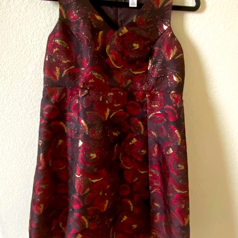 Motherhood maternity dress. Very festive